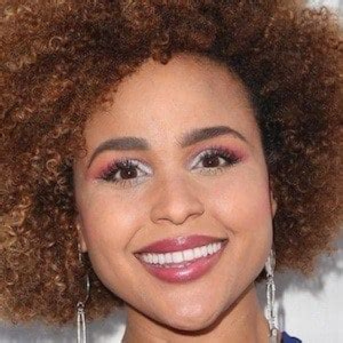 Hayley Marie Norman Biography, Age, Height, Husband, Net Worth, Family