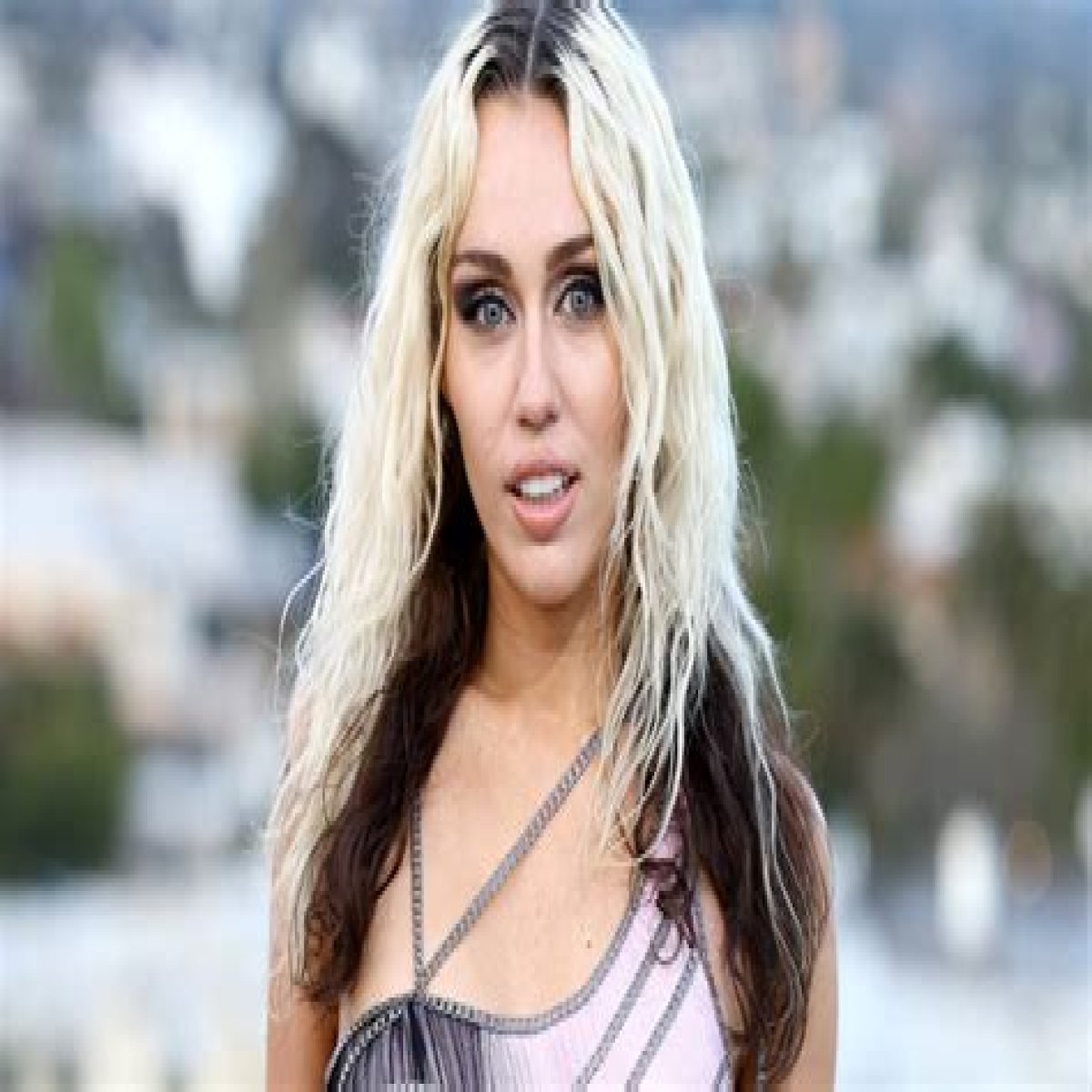 Is Avery Cyrus Related To Miley Cyrus? Who Are Avery Cyrus And Miley Cyrus?