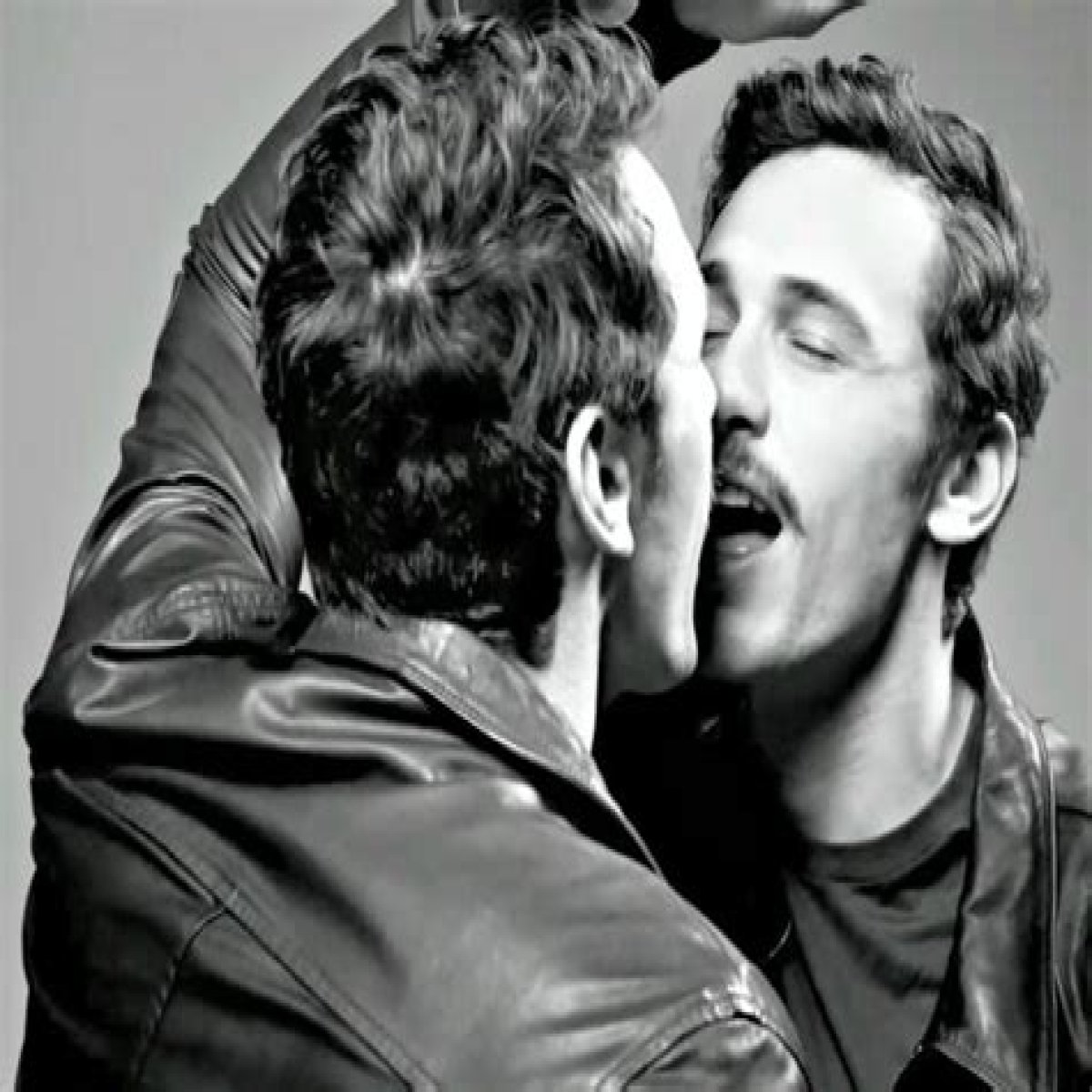 James Franco interviews himself: ‘I’m gay in my art & straight in my life’