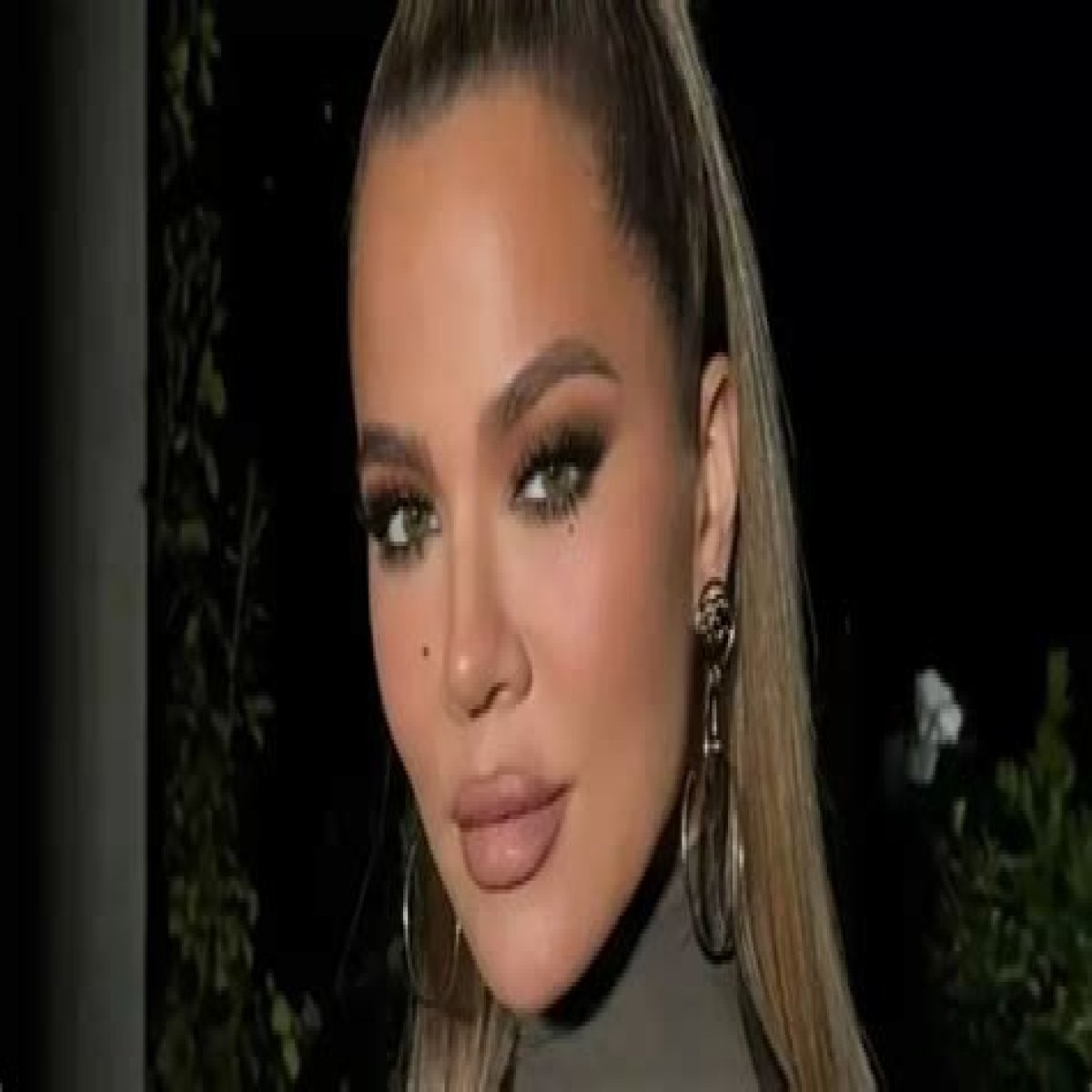 Khloe Kardashian shows off some more angles of her terrible nose job