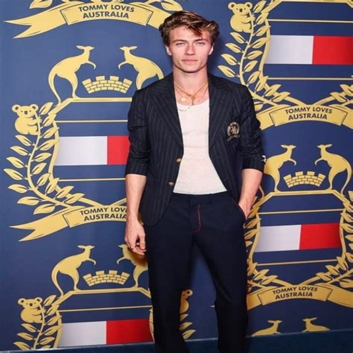 Lucky Blue Smith Height, Weight, Age, Girlfriend, Family, Facts, Biography
