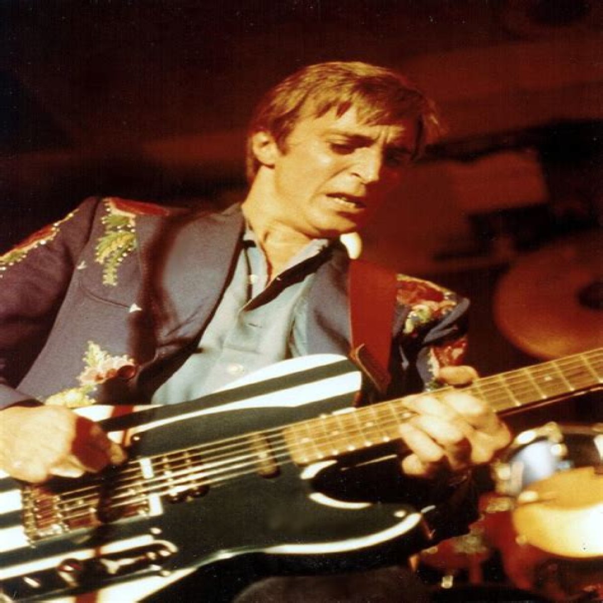 Mick Ronson Net Worth, Age, Height, Bio, Birthday, Wiki!
