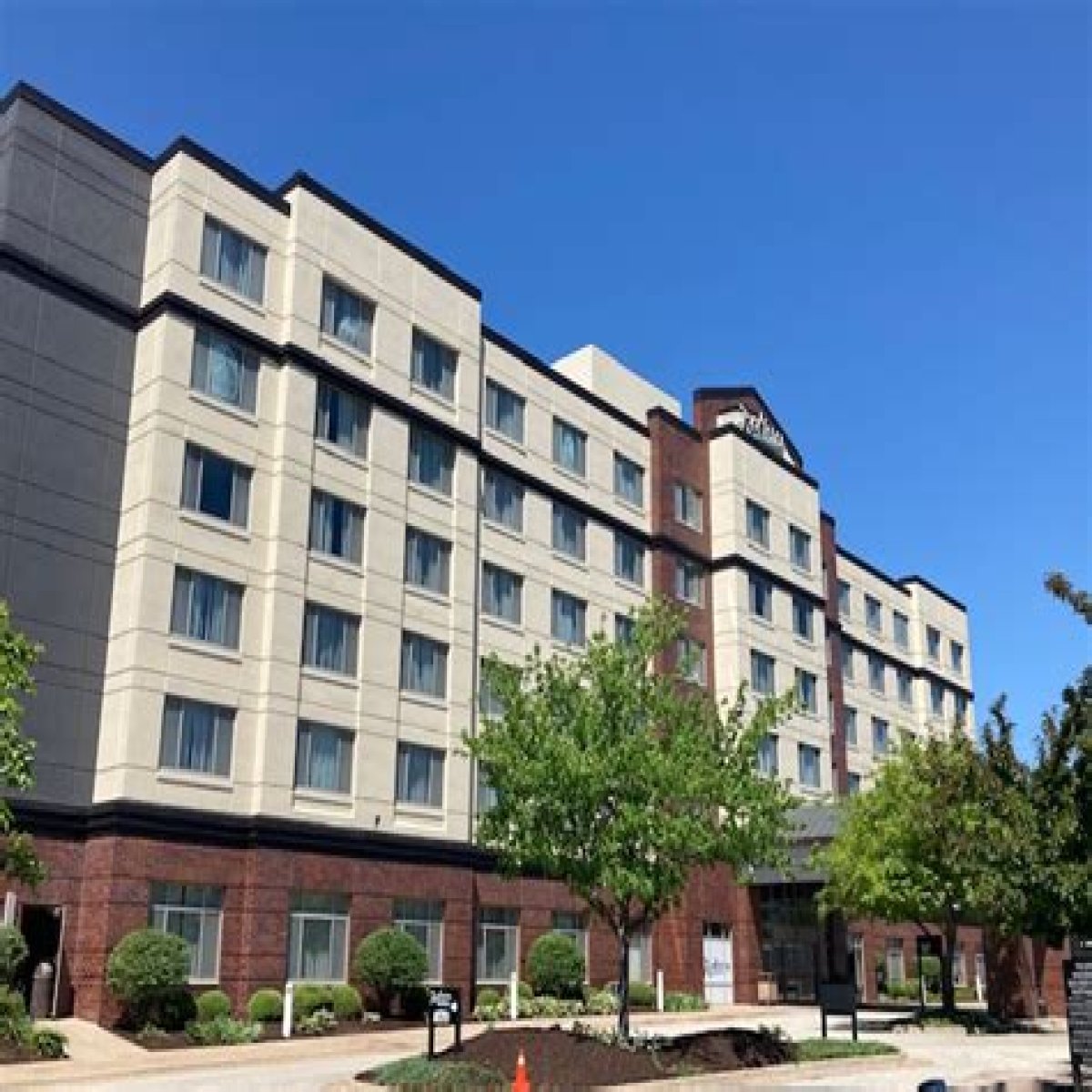 Moline Radisson hotel to convert to QC’s first Wyndham