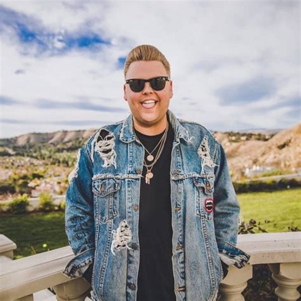 Nick Crompton: Entrepreneur, Social Media Influencer, Age, Height, Weight Loss, Net Worth !  