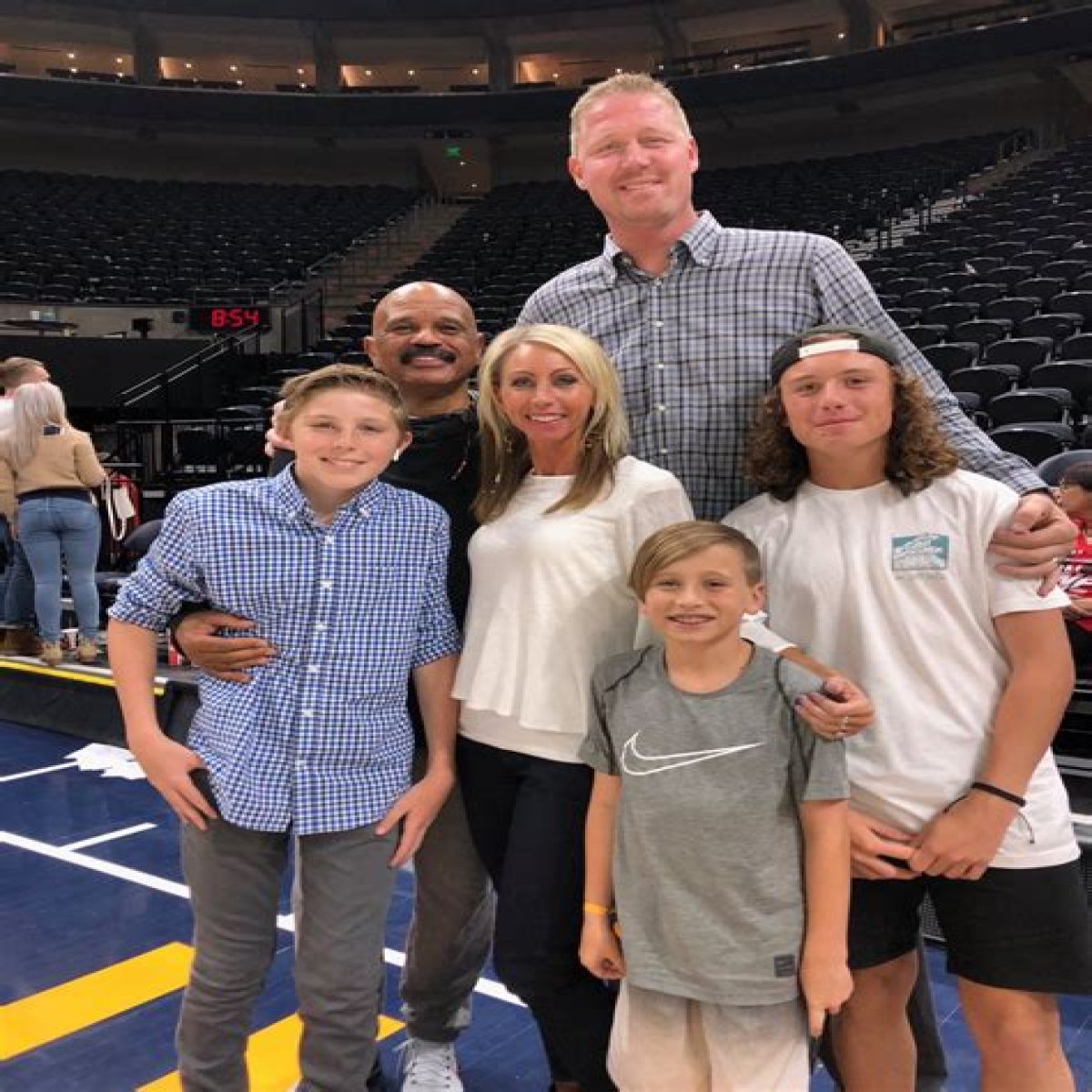 Shawn Bradley: NBA, Height, Wife, Children, Net Worth!