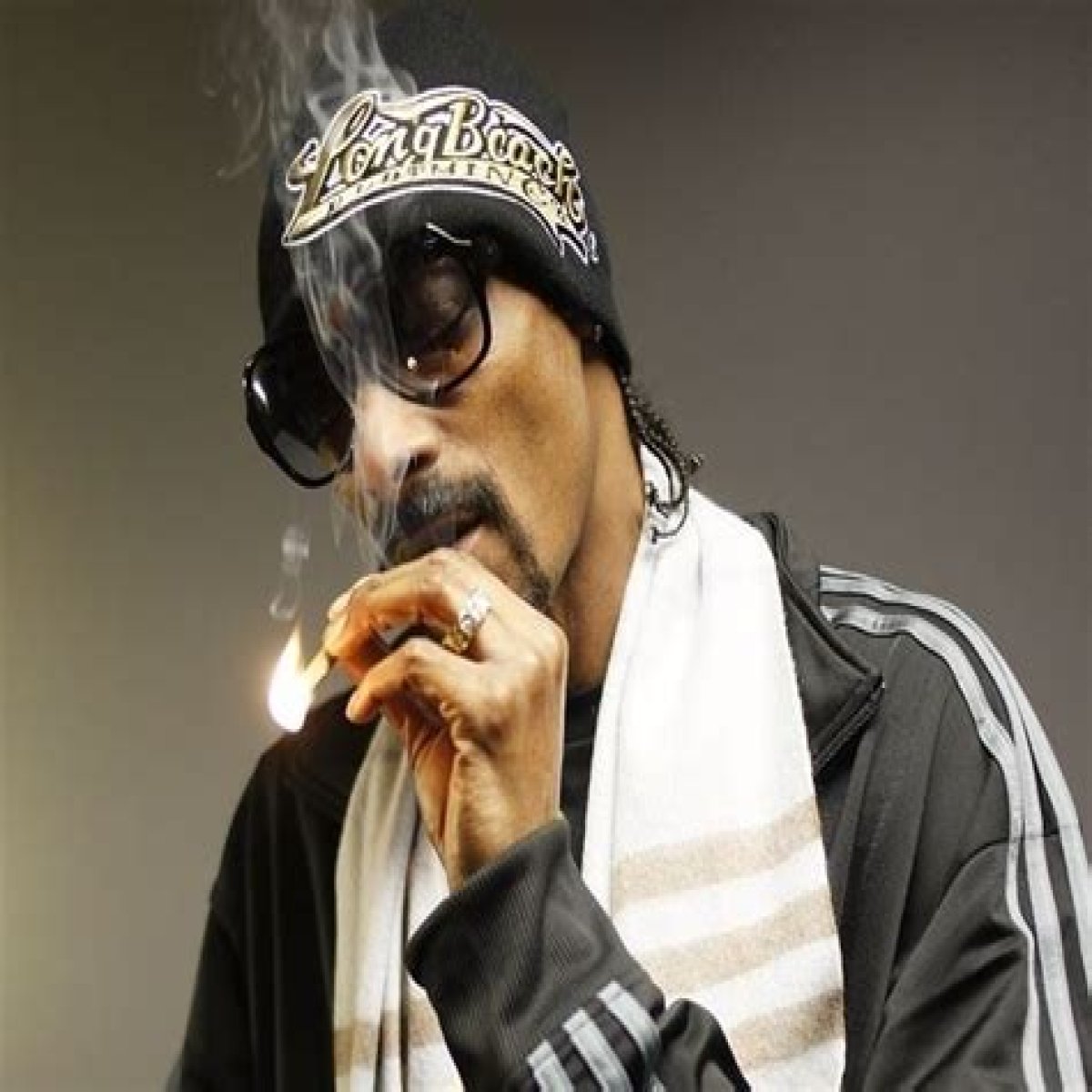 Snoop Dogg Just Invested In A Startup That Wants To Be "Uber For Weed"