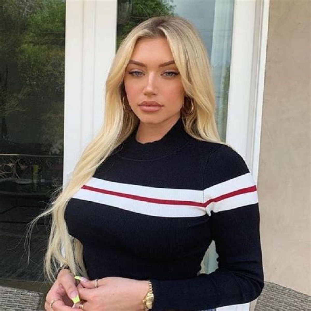 Stassie Karanikolaou Ethnicity, Nationality, Race, Family, Body measurements, career