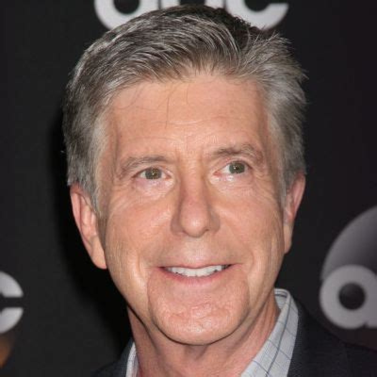 Tom Bergeron- Bio, Age, Wife, Net Worth, Ethnicity, Career, Height