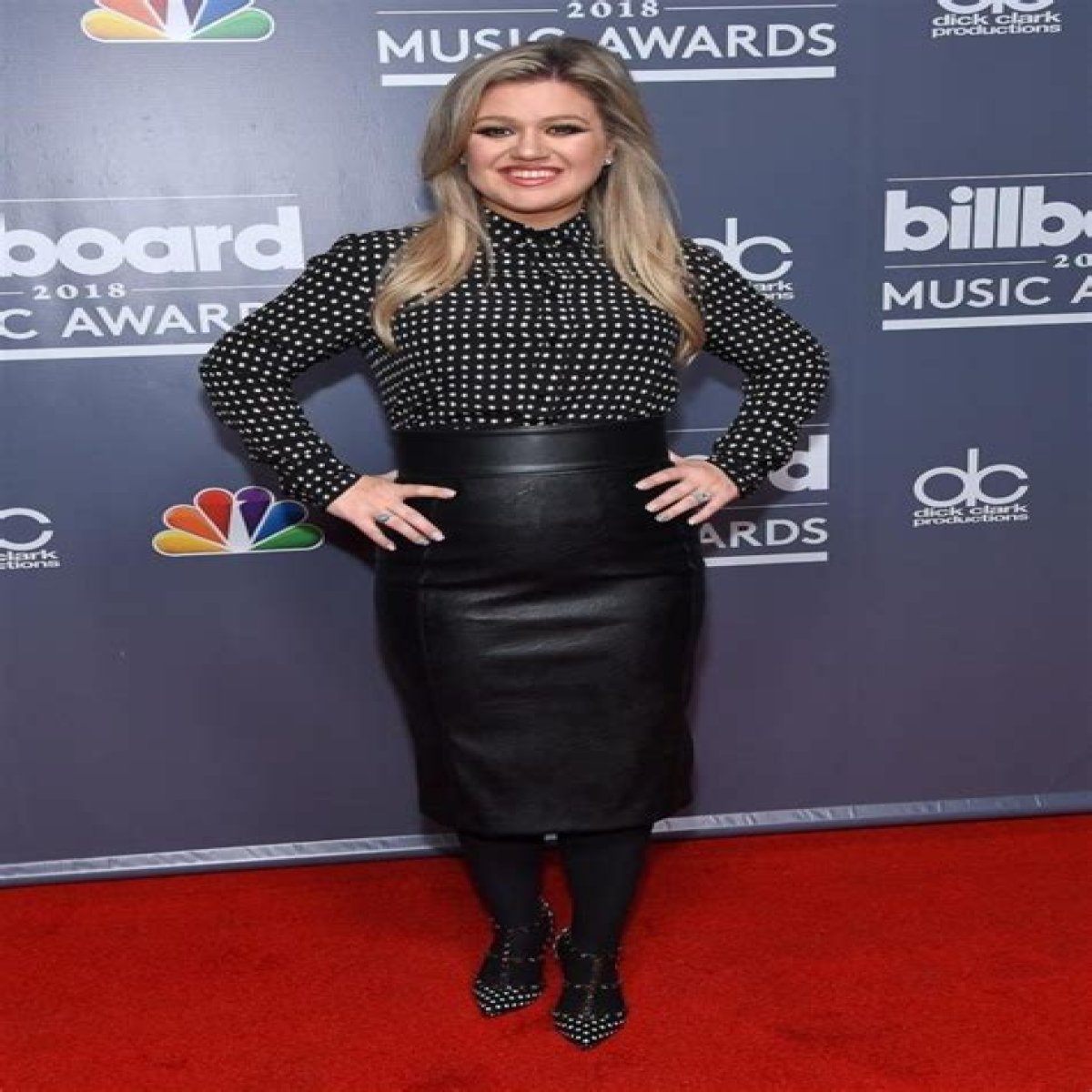 Unveiling Kelly Clarkson's Measurements: Height, Age, And More