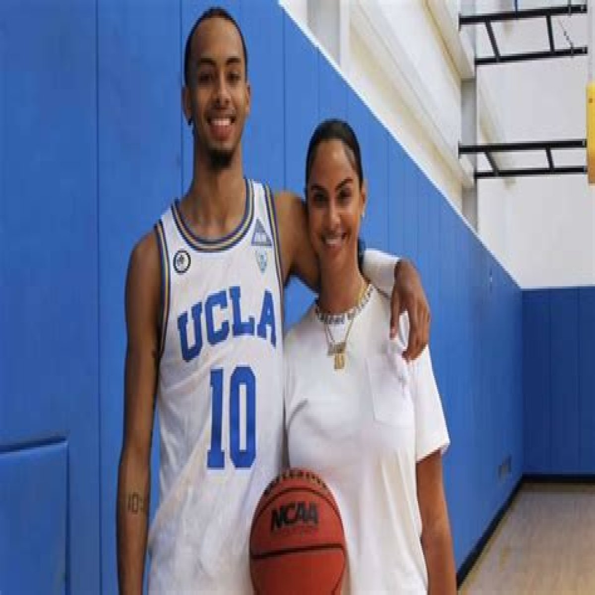 Unveiling The Extraordinary Story Of Amari Bailey's Mother: Discoveries And Insights