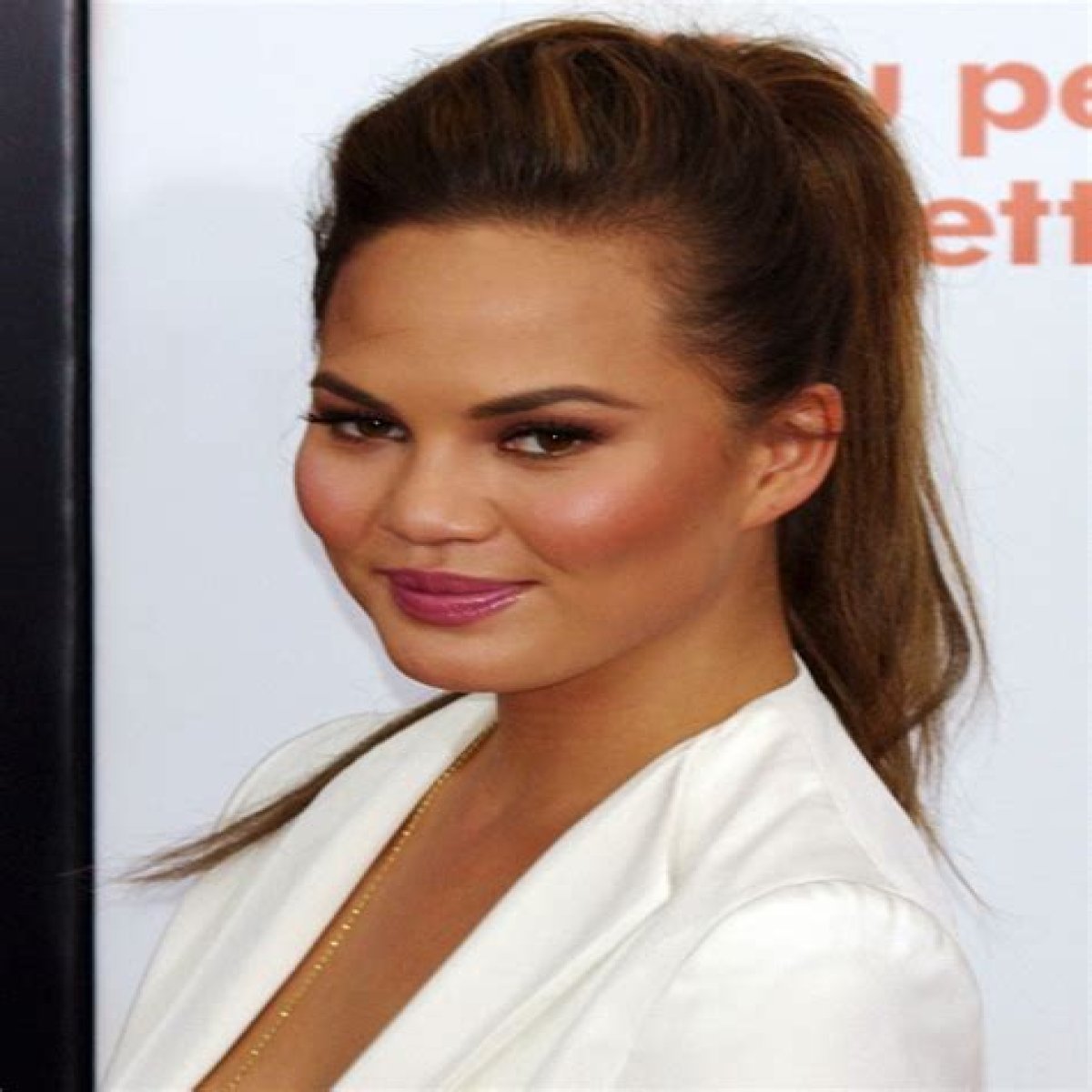 What Ethnicity Is Chrissy Teigen, Bikini, Measurements, Nationality, Hot, Background, Net Worth, Age, Parents, Children, Kids